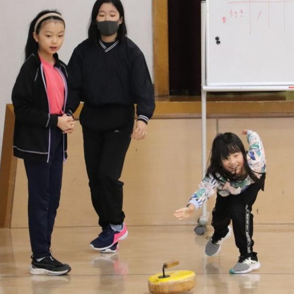 元気塾・フロアカーリング